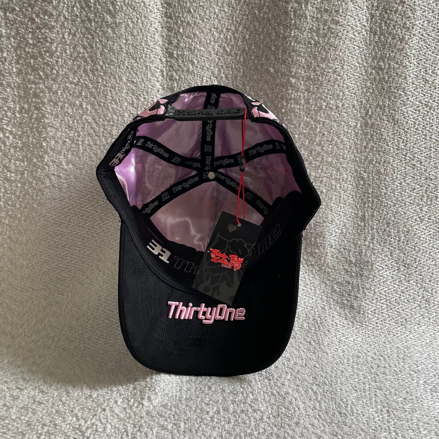 31 Hats NY Pearls Lovers Club